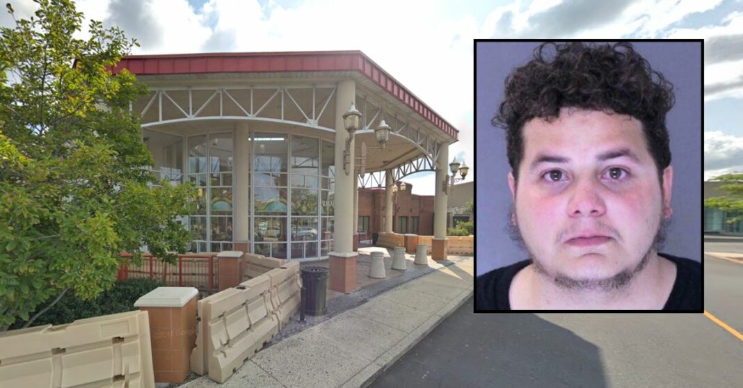 Man stabs girl, 14, at mall after joke that he smells: Cops