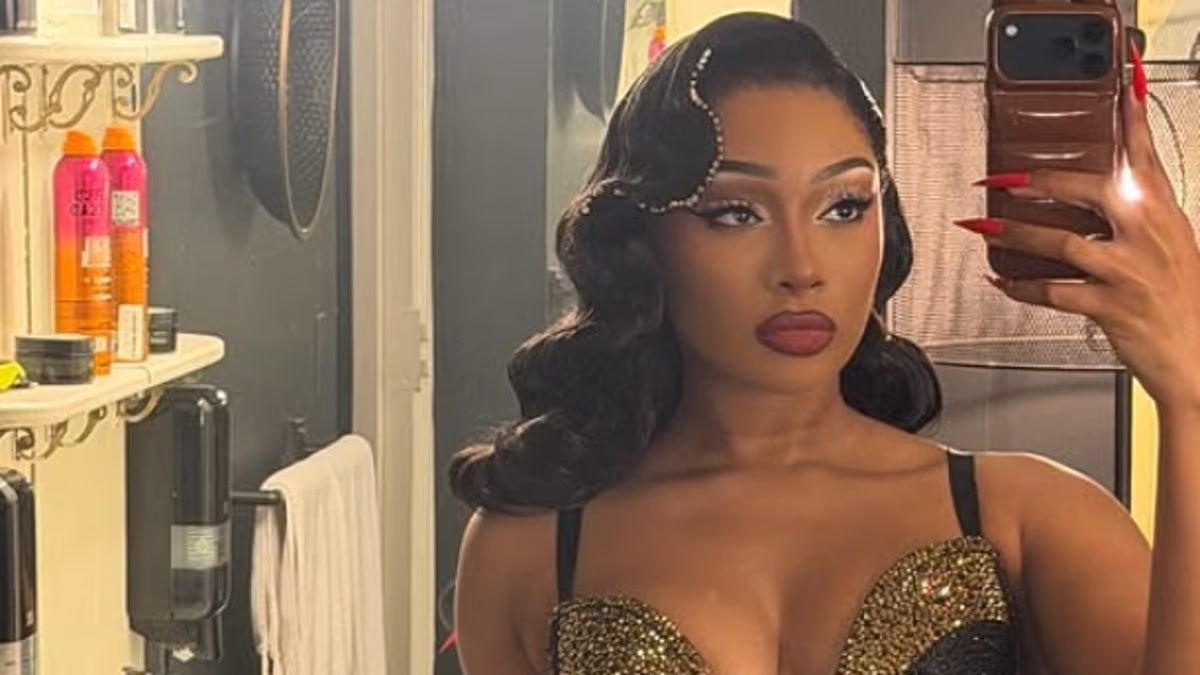 Megan Thee Stallion QUITS Broadway's Moulin Rouge