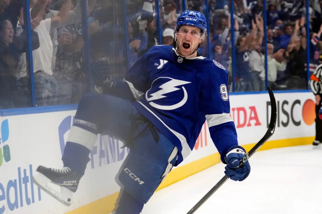 Moser scores in OT as Lightning beat Canadiens 3-2 in Game 2 and tie first-round series