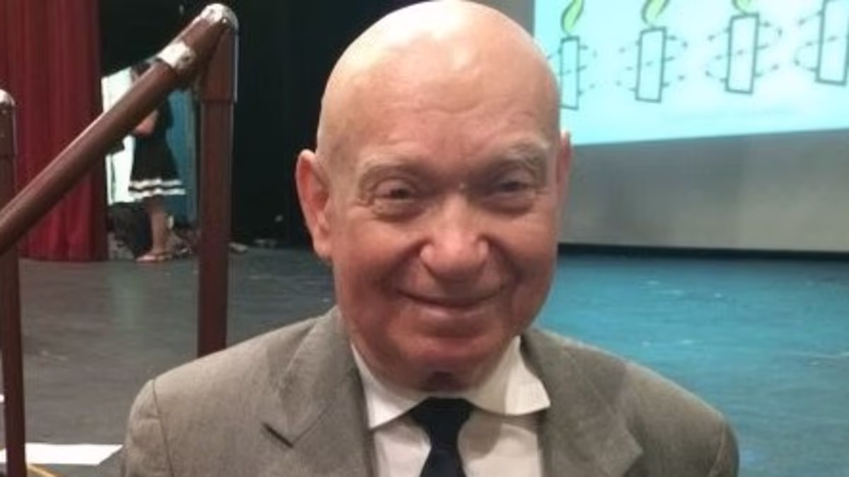 Outrage as Holocaust survivor, 86, priced out of NYC says Mamdani SKIPPED scheduled housing meeting