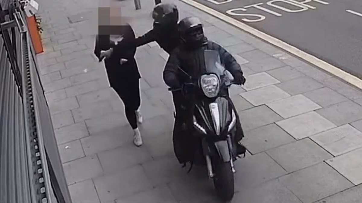 Police deploy drones and Sur-Ron e-bikes in crackdown on London's phone snatching gangs