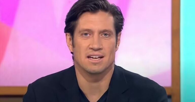 Vernon Kay’s Emotional Plea for Support After Challenging Health Diagnosis on Radio 2