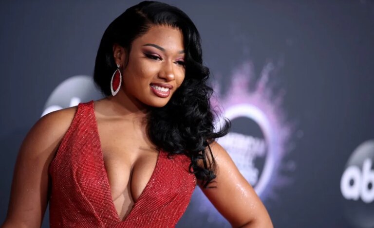 Megan Thee Stallion’s Health Scare: Rapper Leaves Broadway Stage for Emergency Hospital Visit