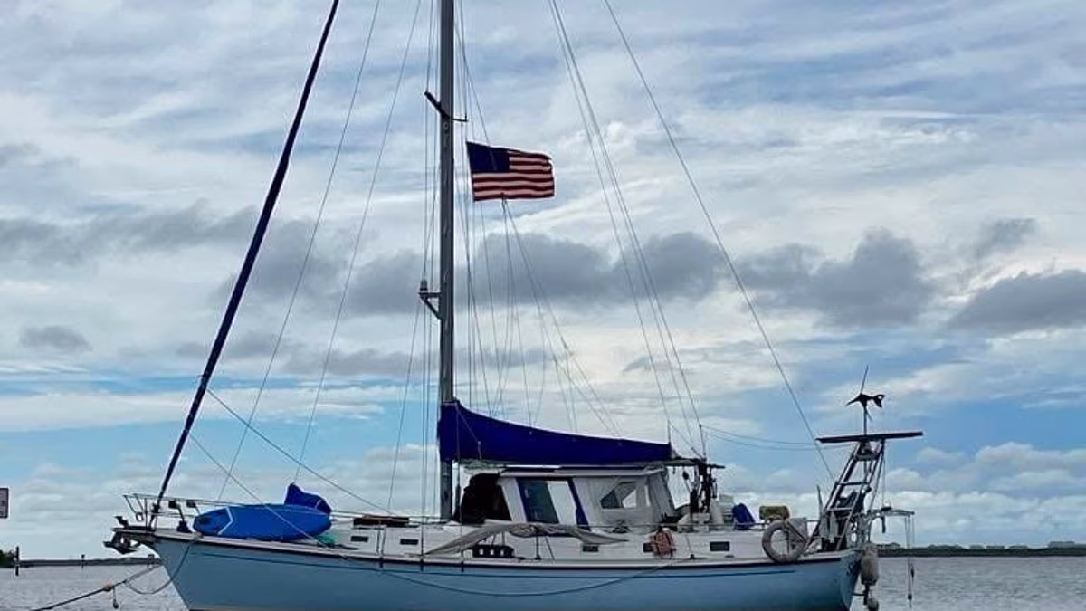 Report: Husband of woman missing in Bahamas injured in police transfer