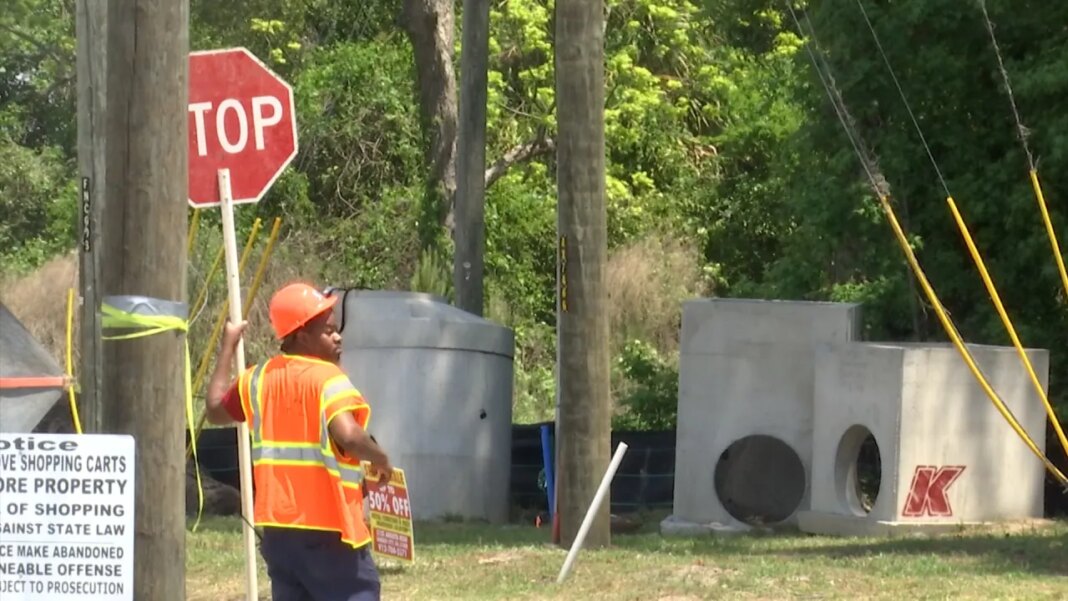 Savannah officials urge drivers to follow Move Over Law