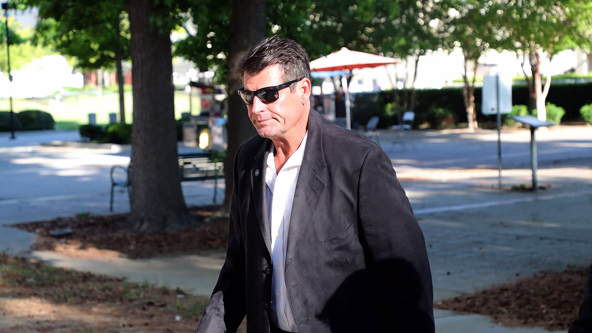 Scott Erickson seen for first time since turning on Rebecca Grossman