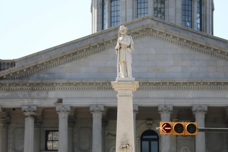 South Carolina Senate Shields Historic Monuments, Nixes QR Code Enhancements