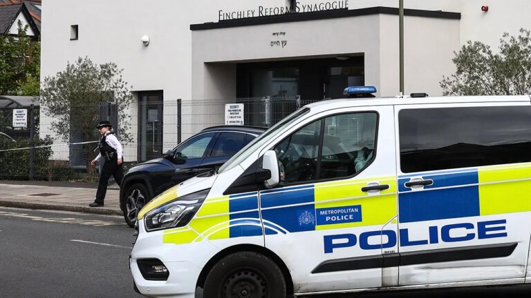 UK Police Report Attempted Antisemitic Hate Crime at London Synagogue