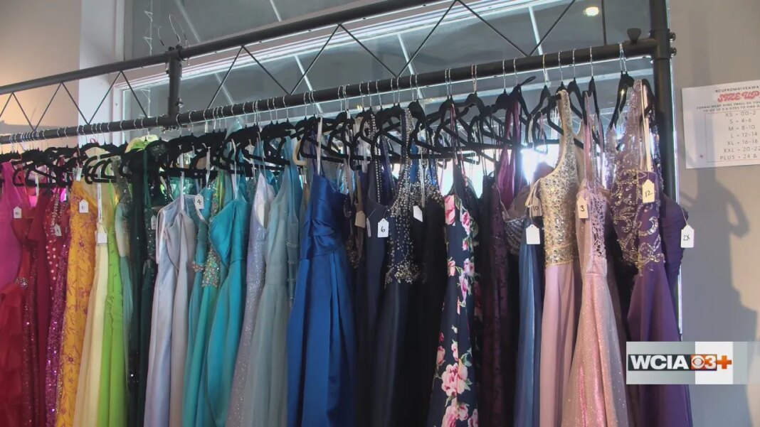Teens find their style at the 5th annual C-U Prom Giveaway