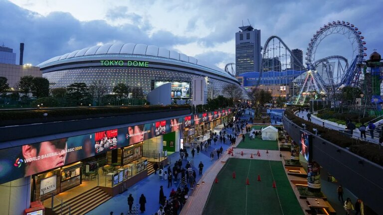 Worker tragically loses life in machinery accident at Tokyo theme park during routine maintenance
