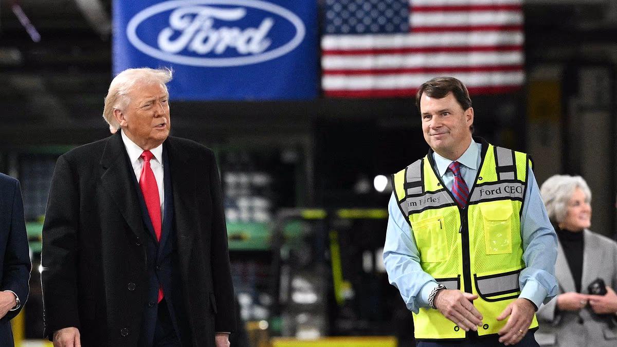 Trump officials 'approach Ford, GM and others to help war effort'