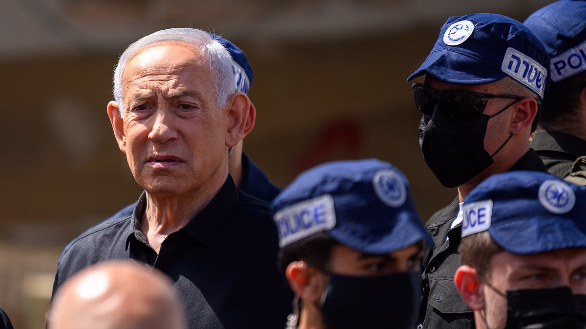 Trump orders Bibi to 'be more low-key' as Israel threatens ceasefire