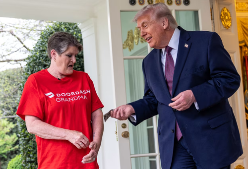 Trump tips food delivery driver $140 for McDonald's order