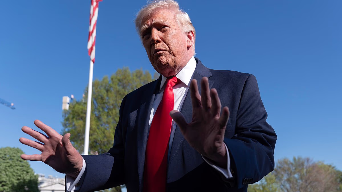 Trump will begin blockade of Strait of Hormuz within hours