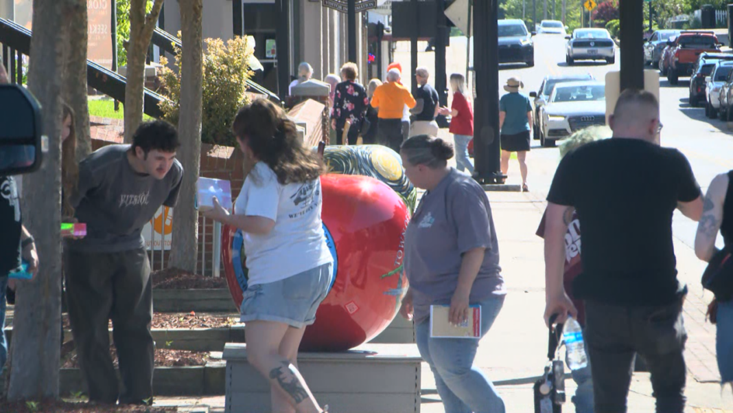 Unicoi County unveils 'Apples on Main' walkable art project in Erwin