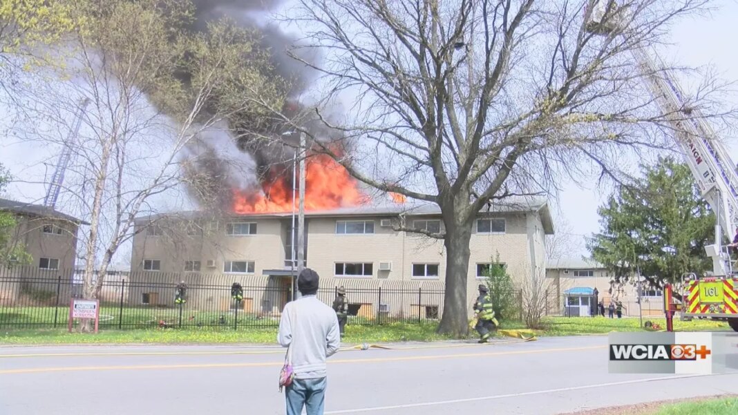 Vacant apartment fire in Champaign still under investigation