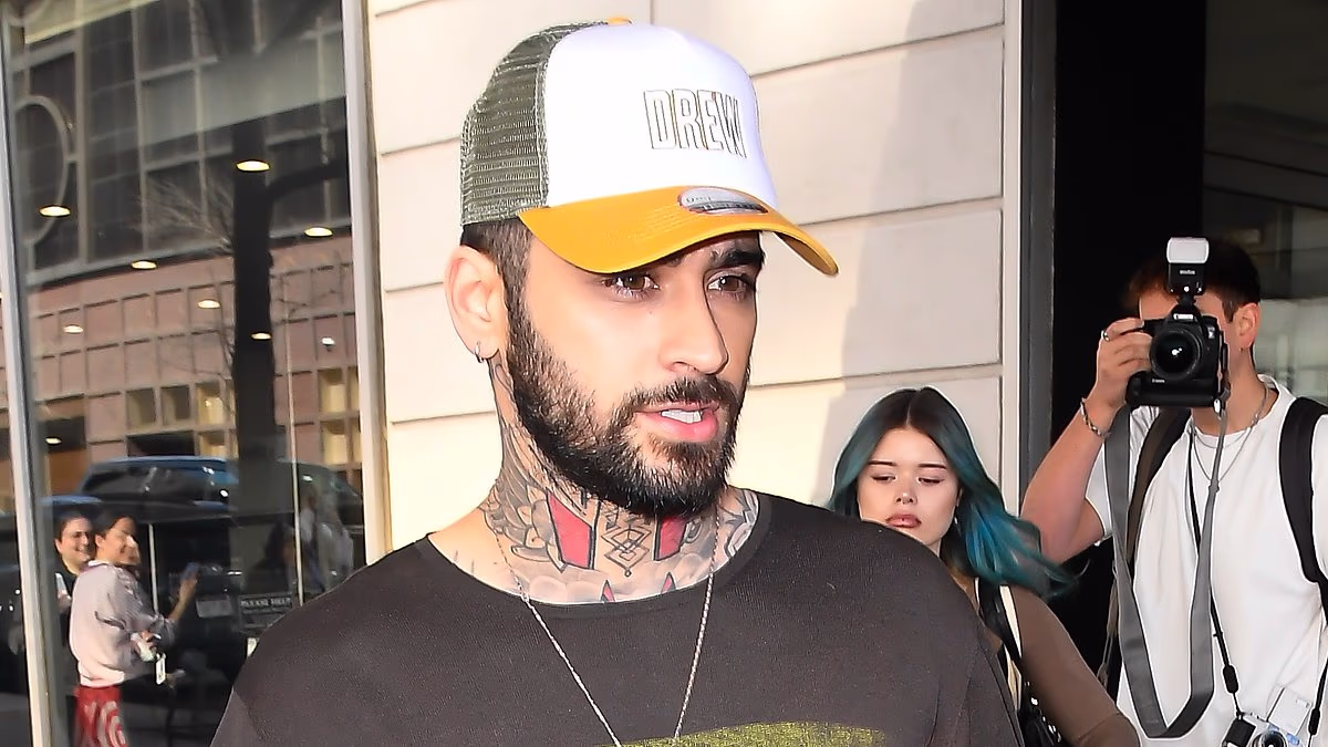 Zayn Malik 'punched Louis Tomlinson in the face' during series filming