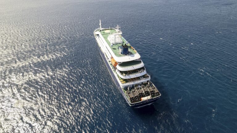 Suspected Hantavirus Outbreak on Atlantic Cruise Ship Claims Three Lives