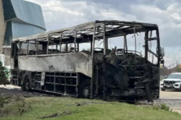 Teen Sets Blaze to Kane County Cougars’ Team Bus: Shocking Incident in Canada