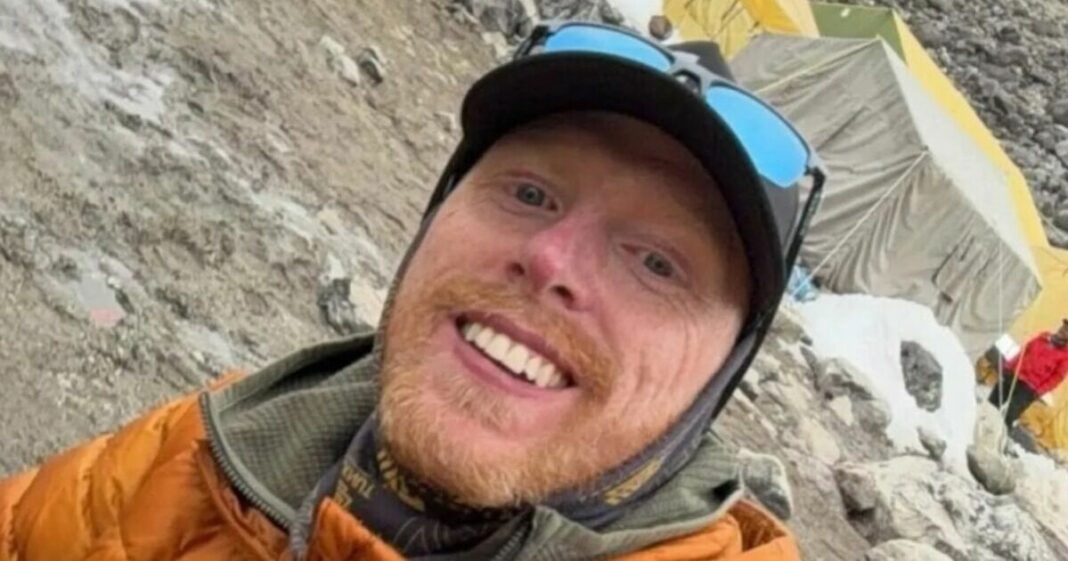 Deaf BBC presenter stranded on Mount Everest 'death zone' after losing contact with guide
