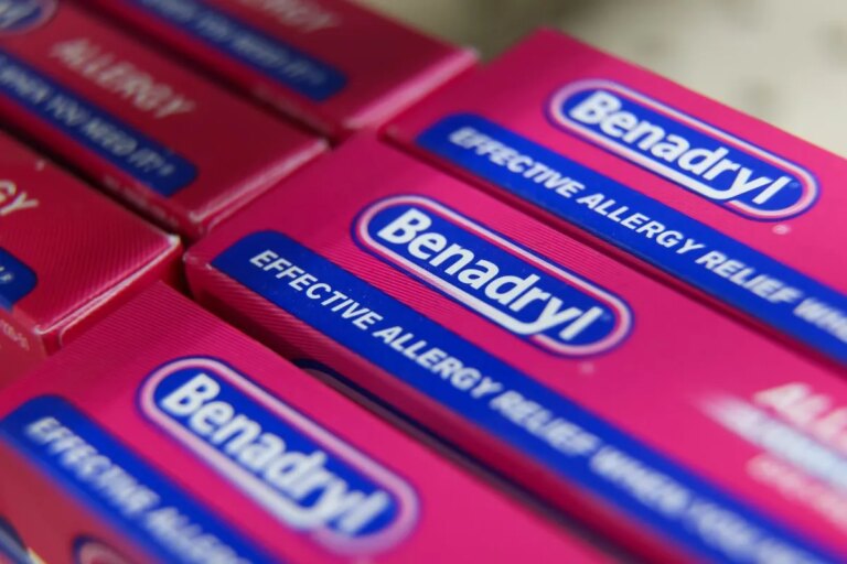 Health Alert: Dangerous ‘Benadryl Challenge’ Resurfaces, Hospitalizing Children