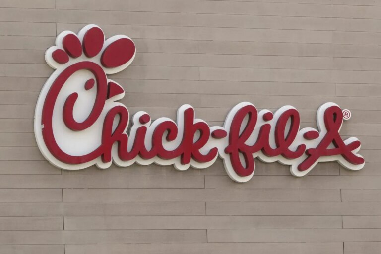 Ex-Chick-fil-A Employee Arrested for $80K Fraudulent Mac-and-Cheese Refund Plot