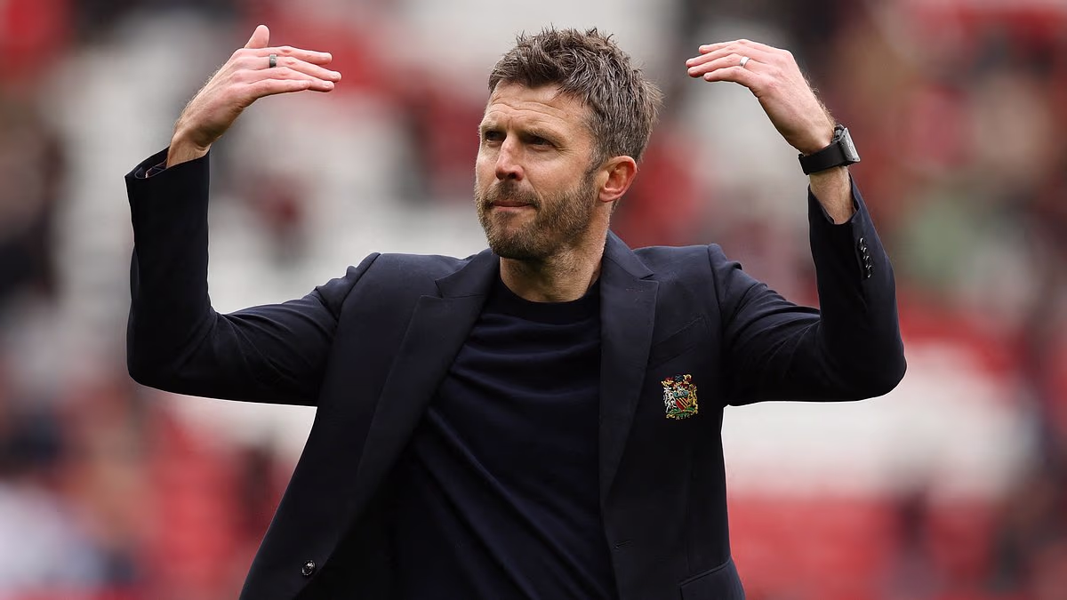 Gary Neville and Roy Keane clash over praise for Michael Carrick's tactics as Man United boss strengthens bid for full-time role with victory over Liverpool