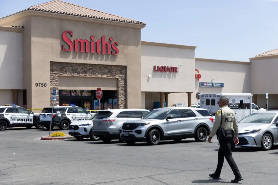 Gunman kills ex-wife and her new husband in Vegas grocery store: cops