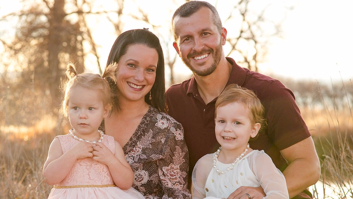Horrifying final days of killer dad Chris Watts' pregnant wife