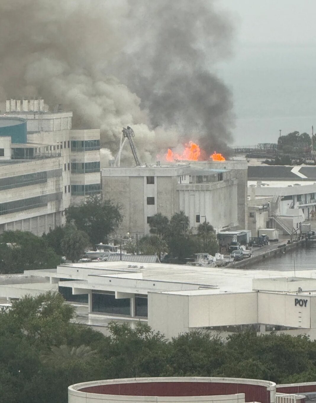 Large fire at science building on USF St. Pete campus creates hazmat situation: police