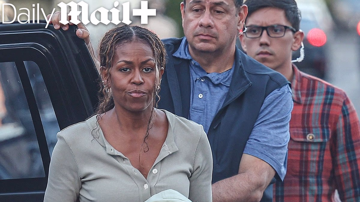 Michelle Obama looks alarmingly thin on Beverly Hills dinner date