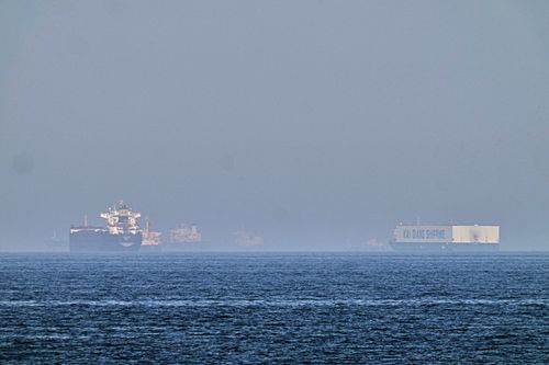 New US warning over Strait of Hormuz 'tollbooth'
