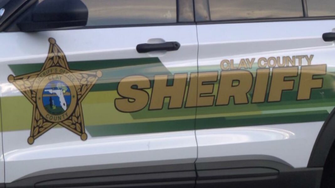 Ridgeview High School teacher arrested after deputies say he sent sexts to student