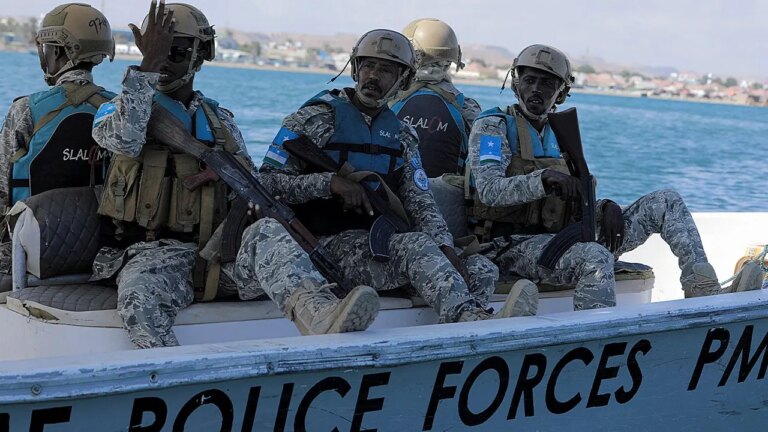 Somali Pirates and Houthis Revitalize Hijacking Strategy, Threatening Major Oil Trade Route