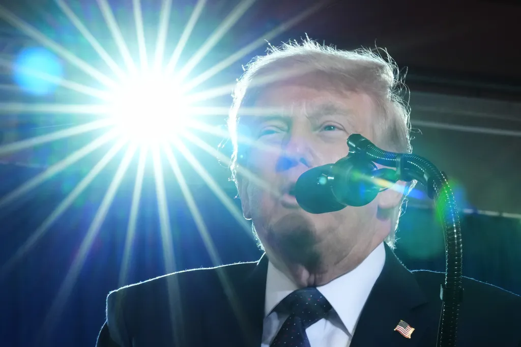Trump says Iran deal should include additional countries joining Abraham Accords