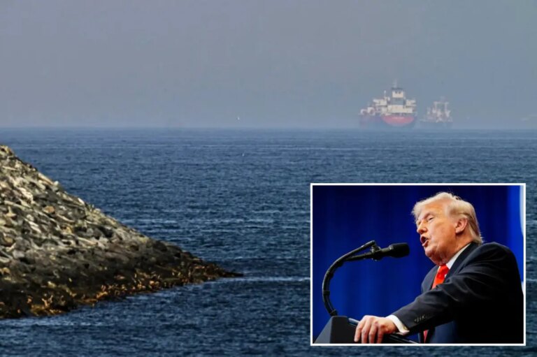 U.S. Cautions Shipping Firms: Hormuz Toll Payments to Iran May Lead to Sanctions