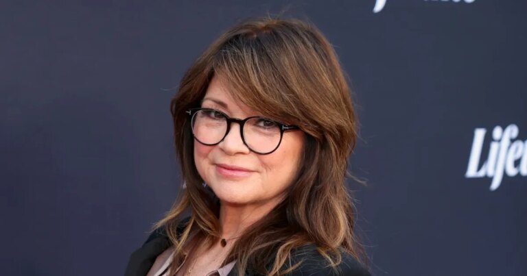Valerie Bertinelli’s Love Life: Why Her Black Cat is the Only Bed Companion She Needs