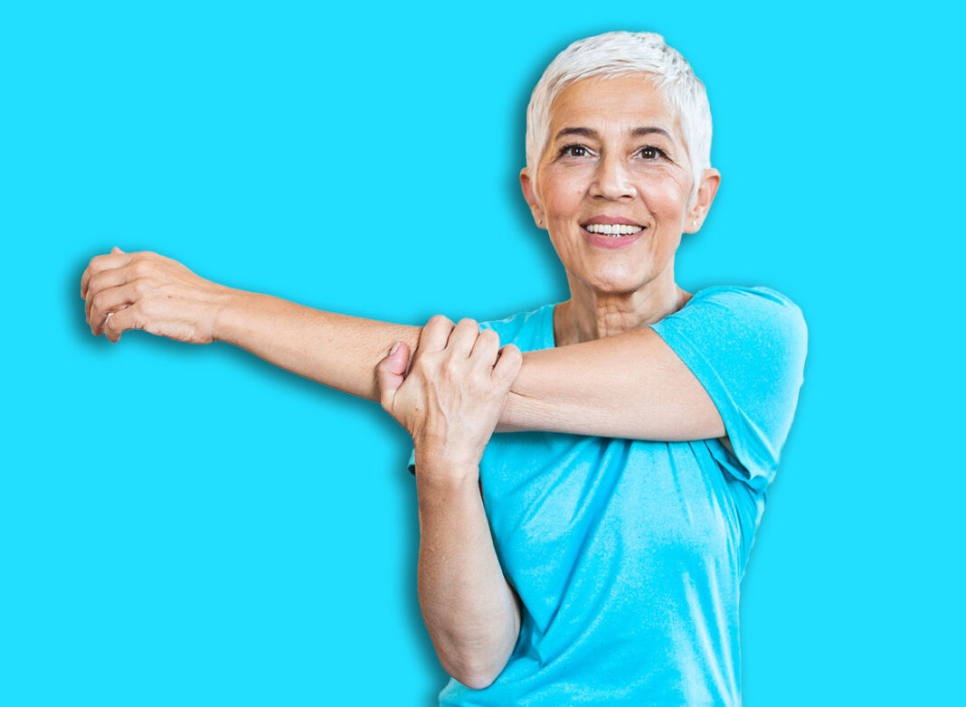 4 Wall Exercises That Reverse Rounded Shoulders Faster Than Yoga After 60