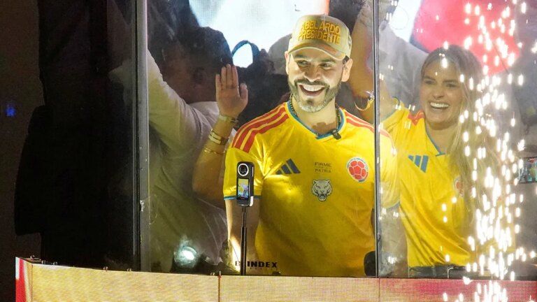 Anti-Cartel Candidate ‘The Tiger’ Surges in Colombian Elections, Drawing Inspiration from Trump and Bukele