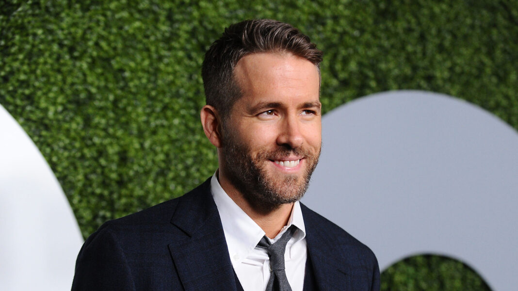 Before Blake Lively: Inside Ryan Reynolds' Rumored Fling With Rachael Leigh Cook