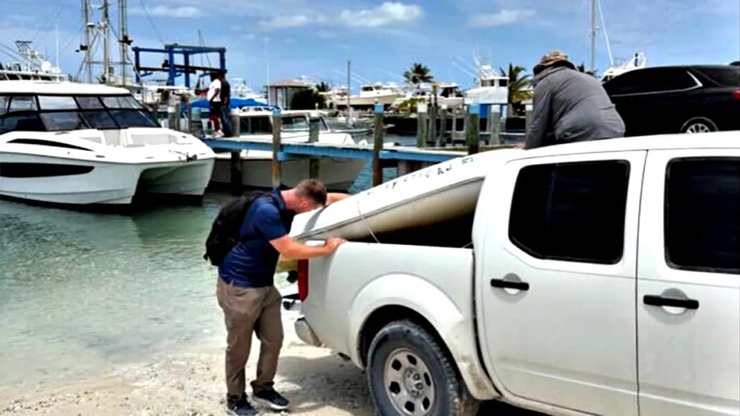 Coast Guard reels in dinghy used by Brian and Lynette Hooker before Bahamas disappearance