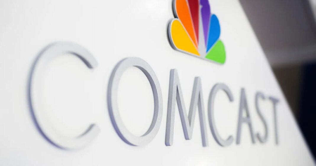 Comcast plans to split into 2 companies, spinning off NBCUniversal