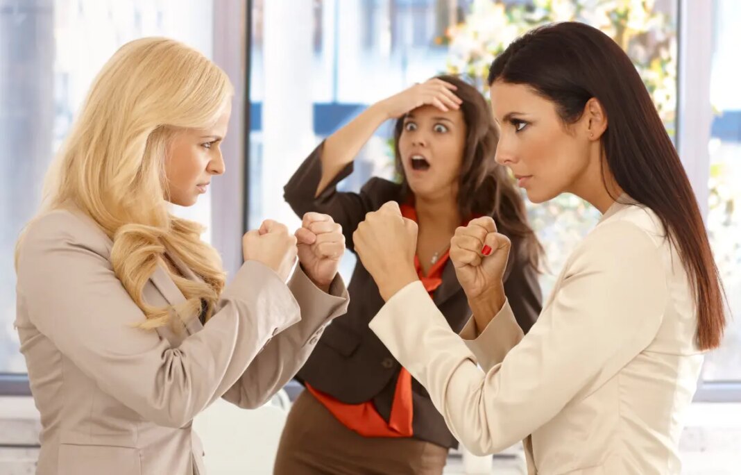 Dear Abby: My toxic coworker drains the life out of everyone in the office