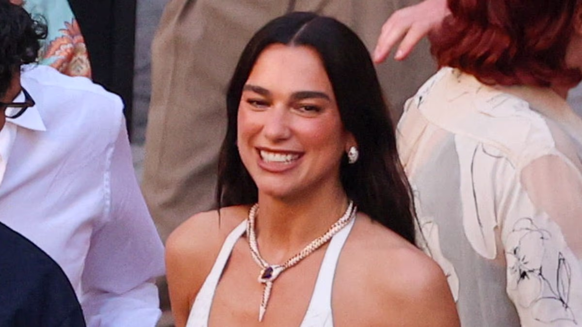 Dua Lipa 'pays out £5,000 to residents in Palermo'