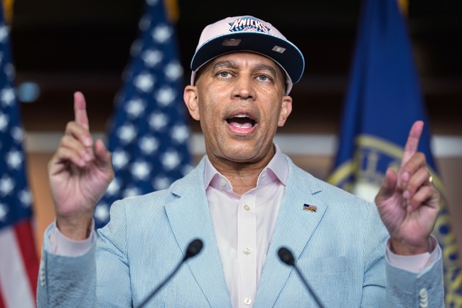 Even the NY Media Demolishes Hakeem Jeffries When He Tries Gaslighting on Gas Prices
