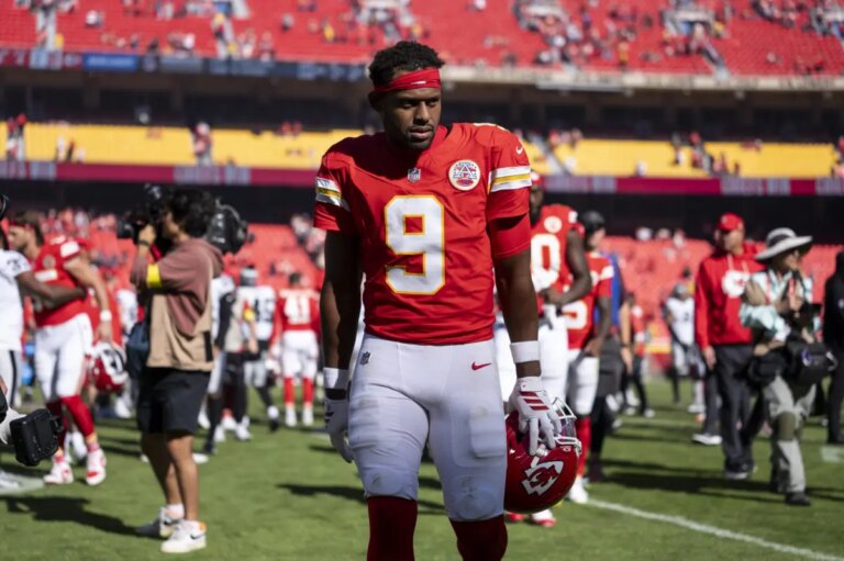 Giants Make Bold Move: JuJu Smith-Schuster Joins Roster in Triple Receiver Signing Spree
