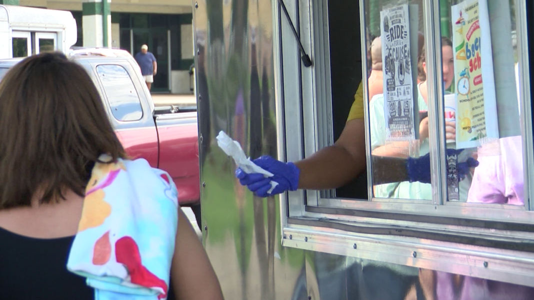 Good Samaritan Ministries holds food distribution event