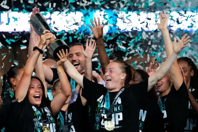 Gotham FC Clinches NWSL Challenge Cup Title with Dominant Performance