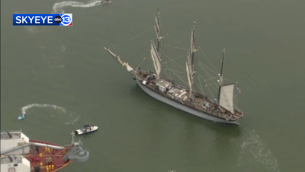 Historic Tall Ship Elissa sets off from Galveston port to New York for event celebrating America's 250th anniversary