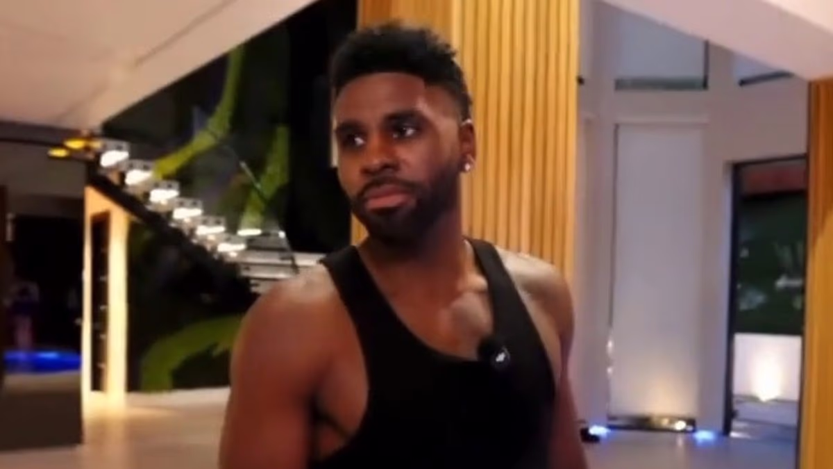 Jason Derulo branded as 'evil' for having shark in floor of his home